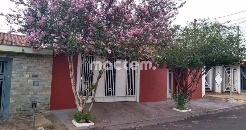 Casa para venda em Planalto Verde de 260.00m² com 3 Quartos, 1 Suite e 3 Garagens