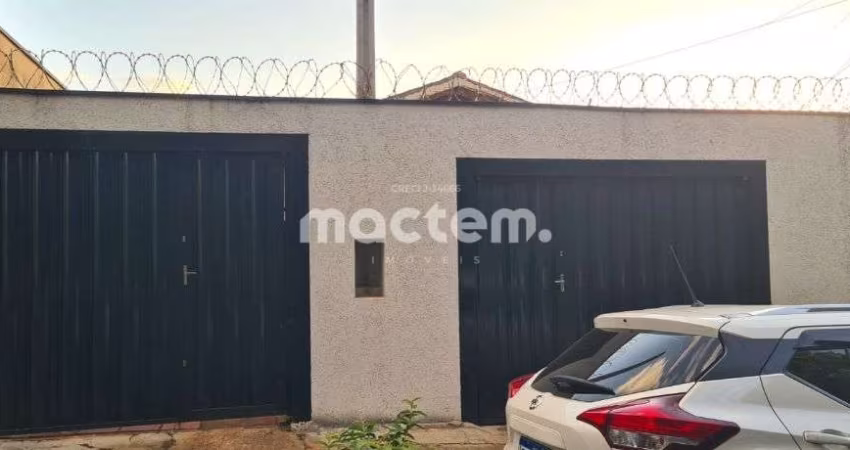Casa para venda em Independência de 170.00m² com 2 Quartos, 2 Suites e 4 Garagens