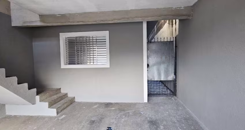 Casa para alugar em Parque Mikail de 80.00m² com 2 Quartos
