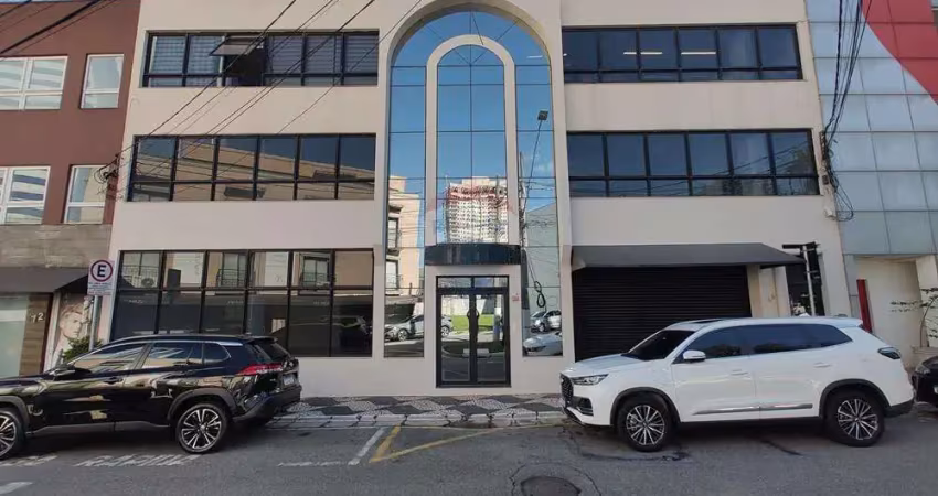 Imóvel Comercial para alugar em Green Valley Alphaville de 440.00m² com 4 Garagens