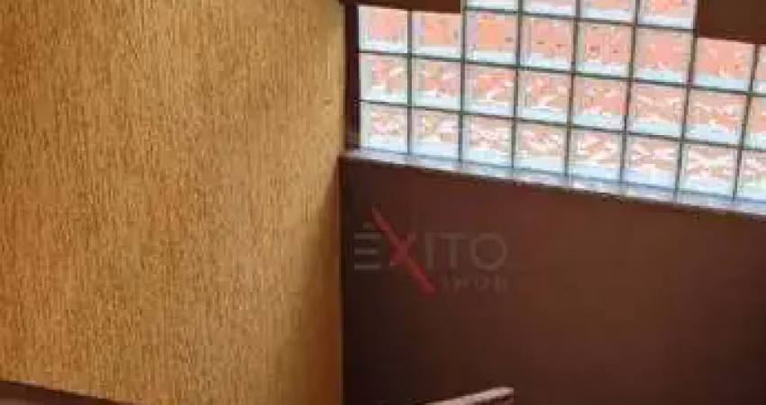 Casa para venda em Jardim Esplanada de 217.00m² com 3 Quartos, 1 Suite e 2 Garagens