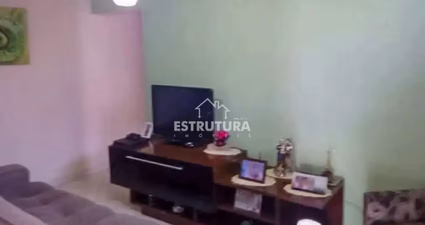 Casa para venda em Parque Universitário de 140.00m² com 2 Quartos e 2 Garagens