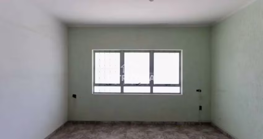 Casa para venda em Vila Aparecida de 233.00m² com 2 Quartos, 1 Suite e 2 Garagens