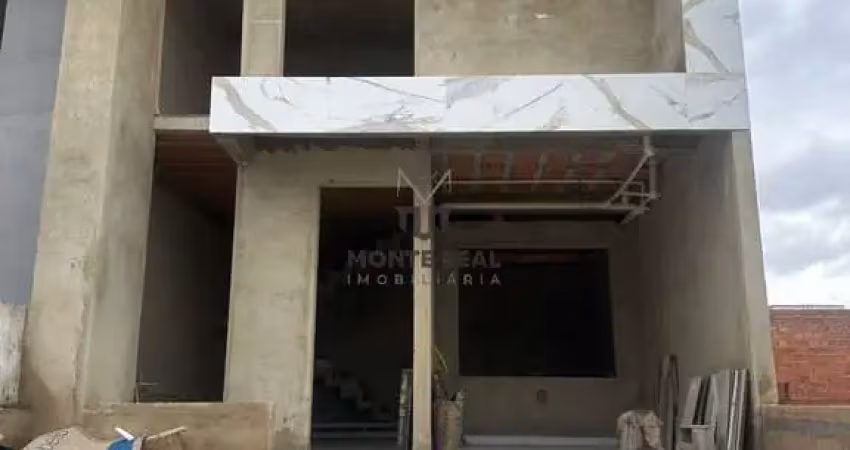 Casa para venda em Horto Florestal de 181.00m² com 3 Quartos, 1 Suite e 2 Garagens