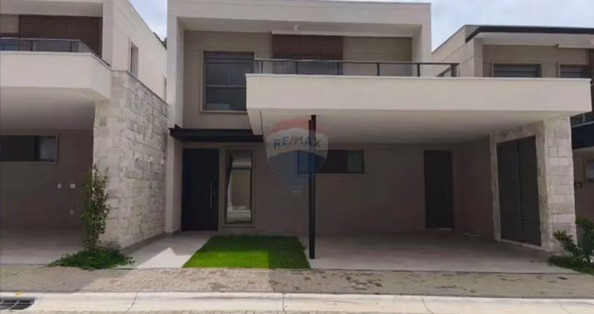 Casa de Condomínio para venda em Tamboré de 230.00m² com 3 Quartos, 3 Suites e 3 Garagens