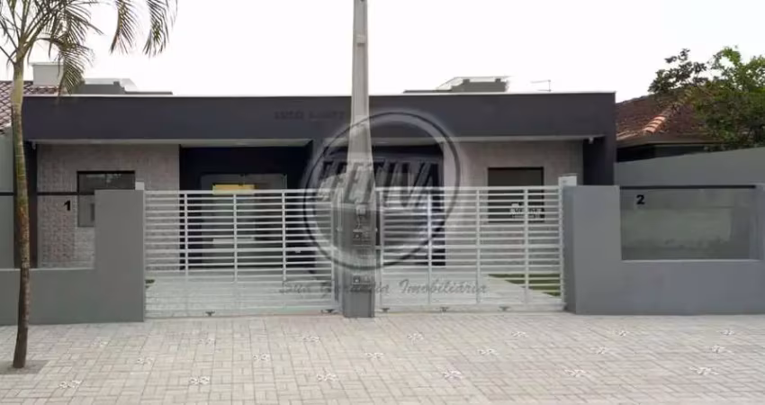 Casa para venda em Pontal Do Paraná de 69.00m² com 2 Quartos, 1 Suite e 2 Garagens