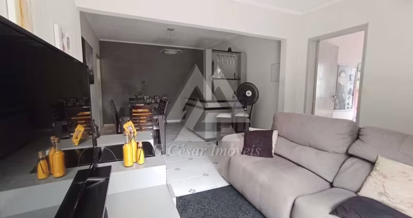 Casa para venda em Jardim Zaira de 173.00m² com 3 Quartos, 1 Suite e 6 Garagens