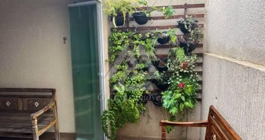Casa de Condomínio para venda em Taboão de 155.00m² com 3 Quartos, 1 Suite e 2 Garagens