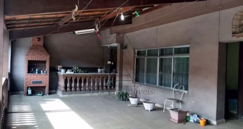 Casa para venda em Parque Das Américas de 240.00m² com 3 Quartos e 2 Garagens