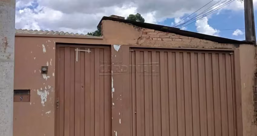 Casa para venda em centro de 213.00m² com 3 quartos e 2 garagens
