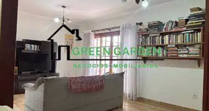 Casa para venda em centro de 209.00m² com 3 quartos, 1 suite e 2 garagens
