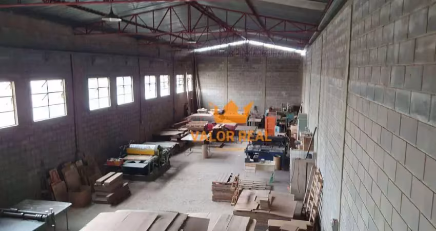 Galpão / depósito / armazém para venda em pinheirinho de 350.00m² com 20 garagens