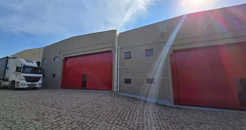 Galpão / depósito / armazém para alugar em iporanga de 1000.00m²
