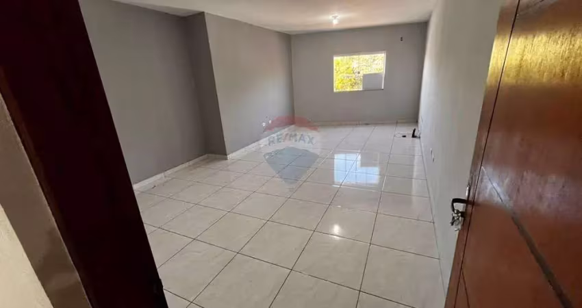 Sala comercial para alugar em jardim amanda i de 30.00m² com 6 garagens