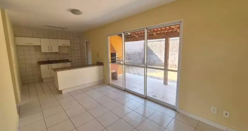 Casa para alugar em parque das esmeraldas de 250.00m² com 3 quartos, 1 suite e 1 garagem