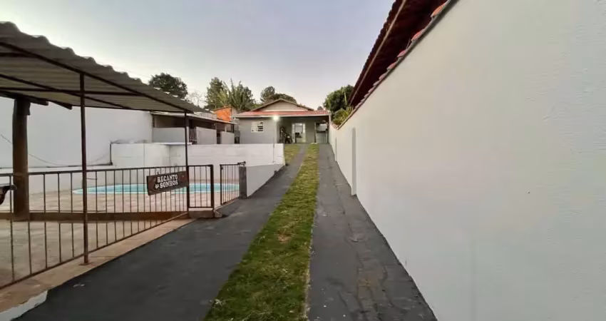 Casa para venda em park residencial convívio de 200.00m² com 2 quartos, 1 suite e 3 garagens