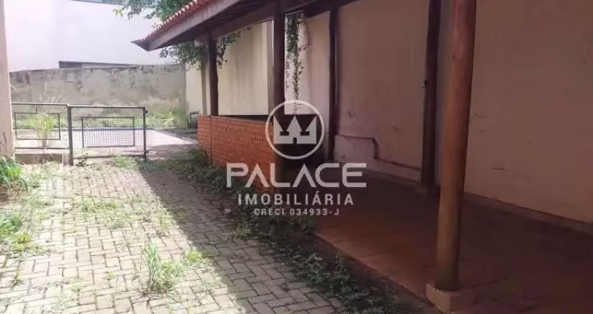 Casa para venda em centro de 366.00m² com 3 quartos e 4 garagens
