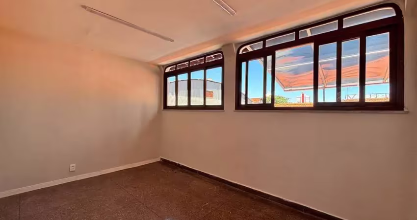 Sala comercial para alugar na Rua Major Pinheiro Franco, Centro, Mogi das Cruzes