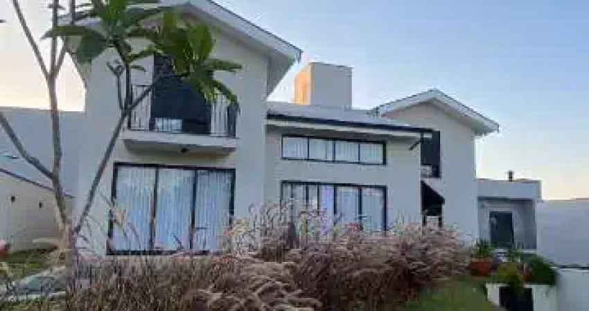 Casa para venda em jardim mantova de 333.00m² com 3 quartos, 3 suites e 4 garagens