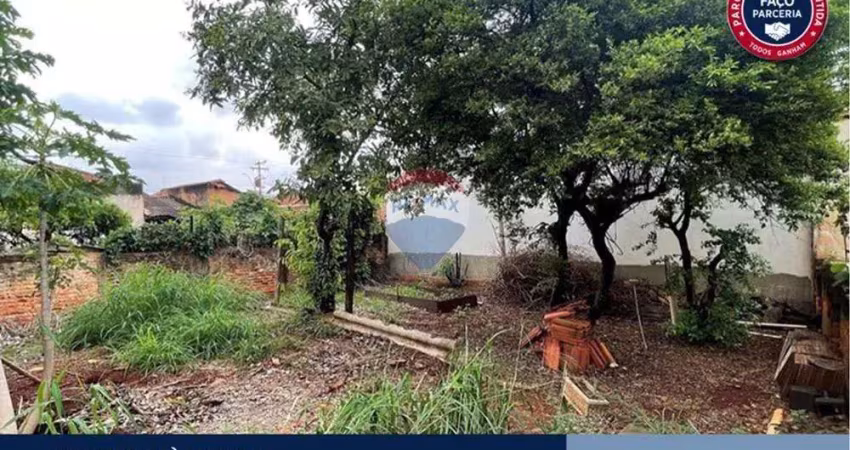 Terreno à venda na Rua Professor Miguel Couto, 519, Vila Cordenonsi, Americana