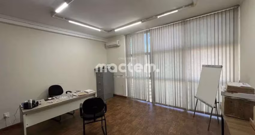 Sala comercial para venda em centro de 48.00m² com 1 garagem