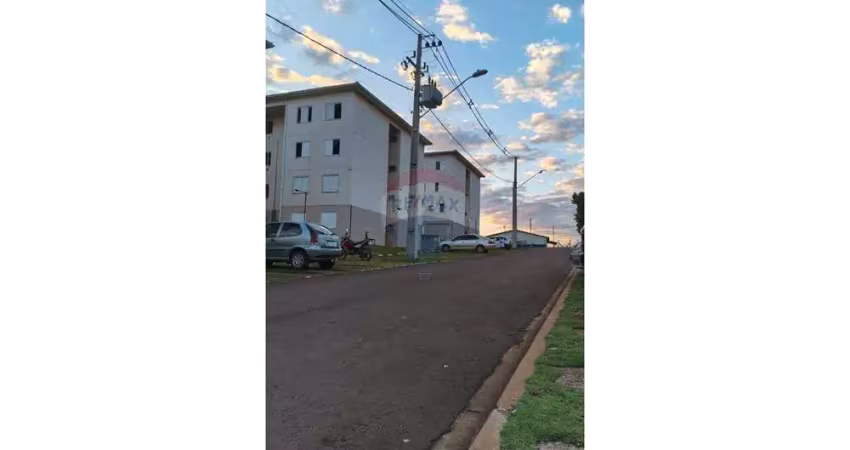 Apartamento para venda em portal da foz de 43.64m² com 2 quartos e 1 garagem