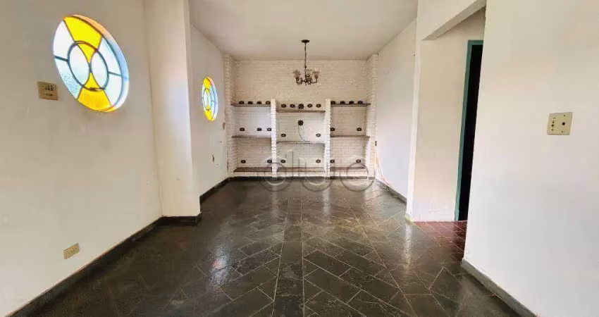 Casa para venda em castelinho de 147.00m² com 3 quartos e 4 garagens