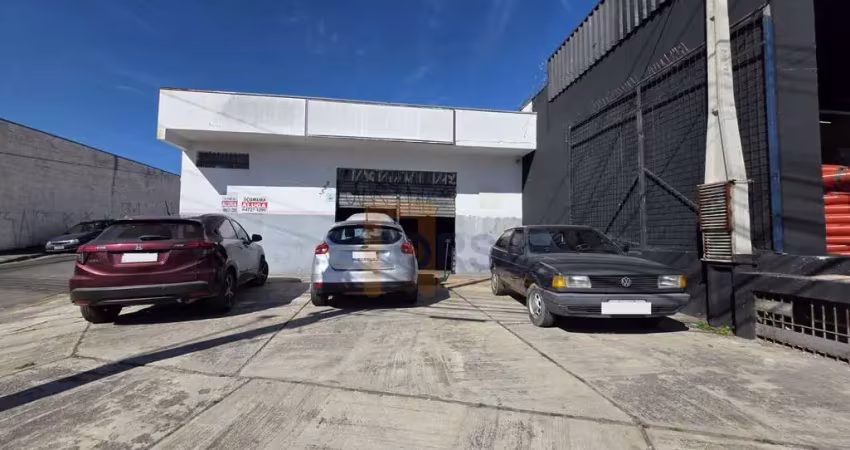Galpão / depósito / armazém para alugar em vila jundiaí de 200.00m² com 3 garagens