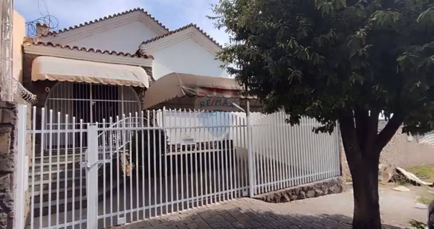 Casa para venda em centro de 160.57m² com 3 quartos e 1 suite