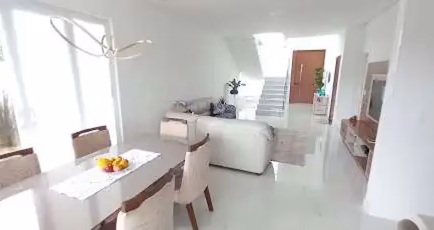 Casa de condomínio para venda em fazenda rodeio de 232.00m² com 3 quartos, 3 suites e 4 garagens