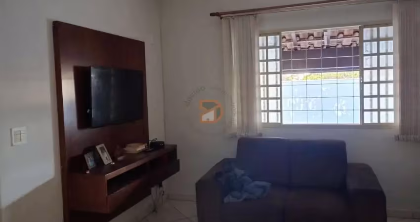 Casa para venda em jardim bi-centenário de 130.00m² com 3 quartos, 1 suite e 4 garagens