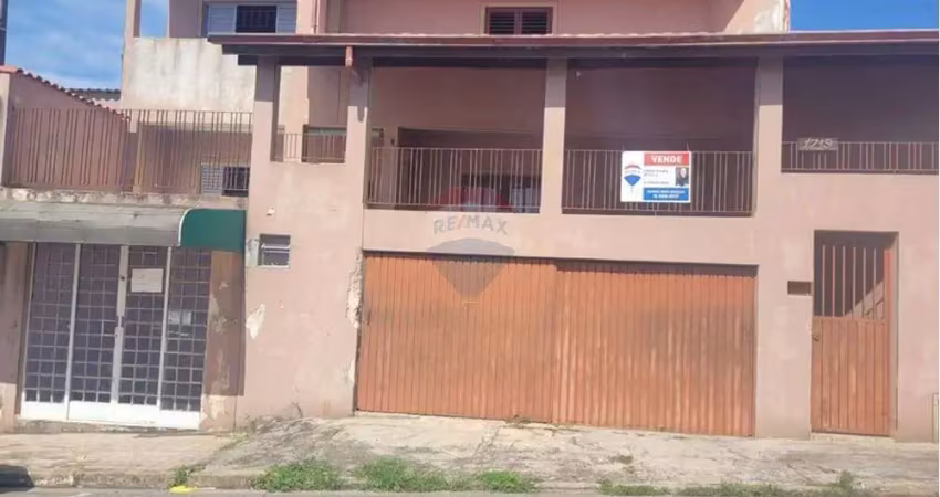 Casa para venda em centro de 225.31m² com 3 quartos
