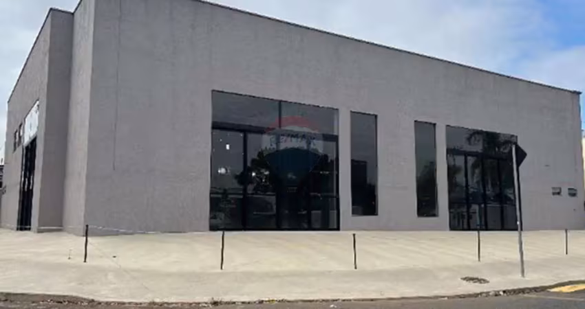 Sala comercial para alugar em bosque dos cedros de 486.00m² com 8 garagens