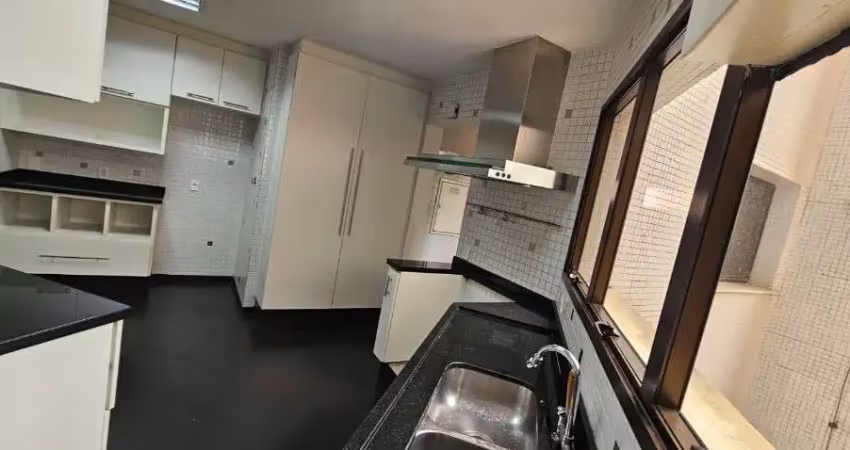 Apartamento para venda em centro de 187.00m² com 3 quartos, 3 suites e 2 garagens