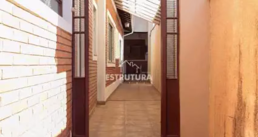Casa para venda em centro de 271.00m² com 4 quartos, 1 suite e 2 garagens