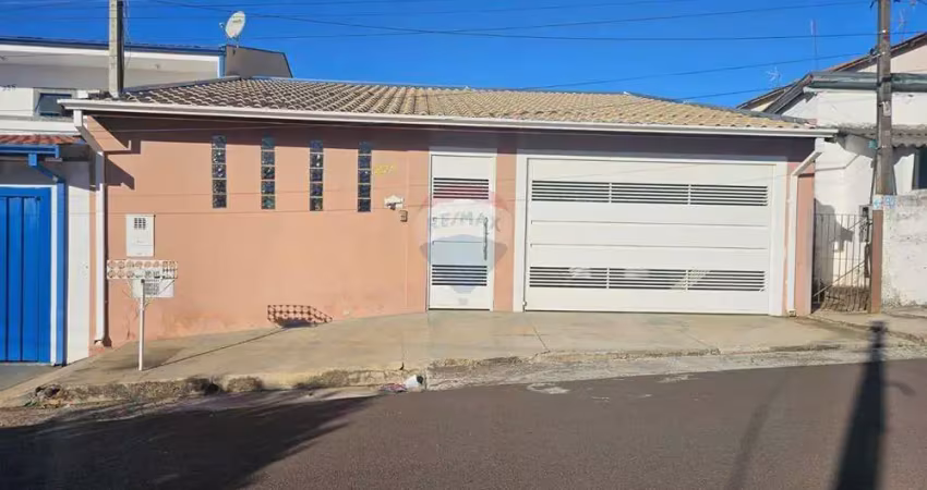 Casa para venda em vila santa luzia de 171.00m² com 2 quartos, 1 suite e 3 garagens