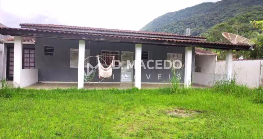 Casa para venda em praia da lagoinha de 297.00m² com 2 quartos, 1 suite e 3 garagens