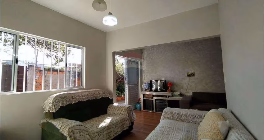 Casa para venda em jardim amanda i de 62.34m² com 2 quartos e 1 suite