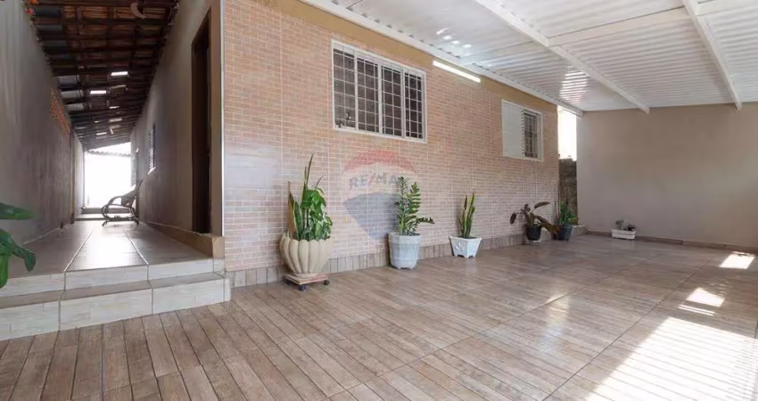 Casa para venda em jardim são jorge de 165.00m² com 3 quartos e 1 suite
