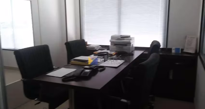 Sala comercial para venda em centro de 66.00m² com 2 garagens