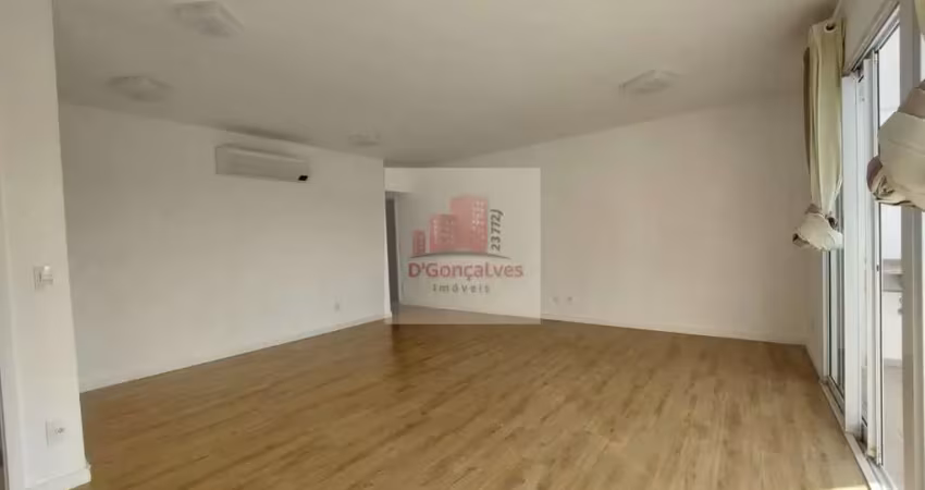 Apartamento para alugar em centro de 105.00m² com 3 quartos, 1 suite e 3 garagens