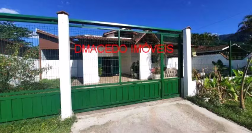 Casa para venda em praia da lagoinha de 315.00m² com 3 quartos, 2 suites e 4 garagens