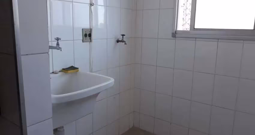Apartamento para venda em centro de 67.00m² com 2 quartos e 2 garagens