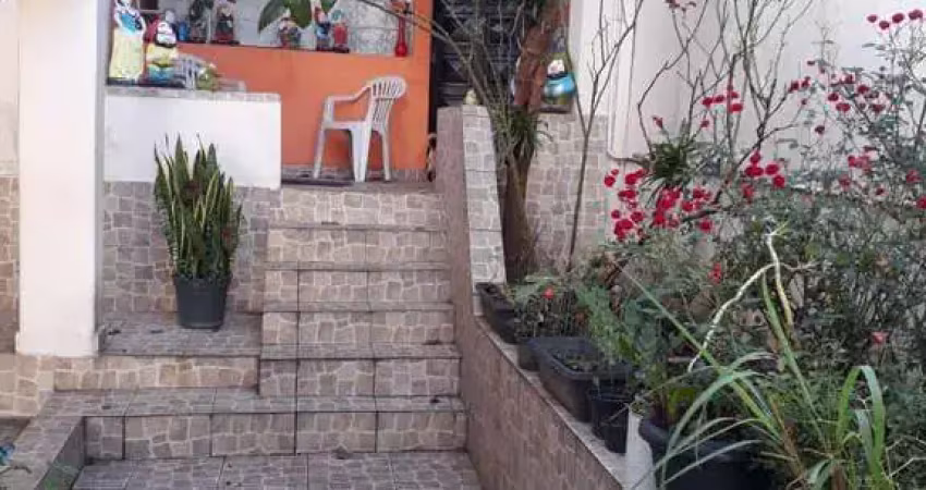 Casa para venda em centro de 272.00m² com 2 quartos e 2 garagens