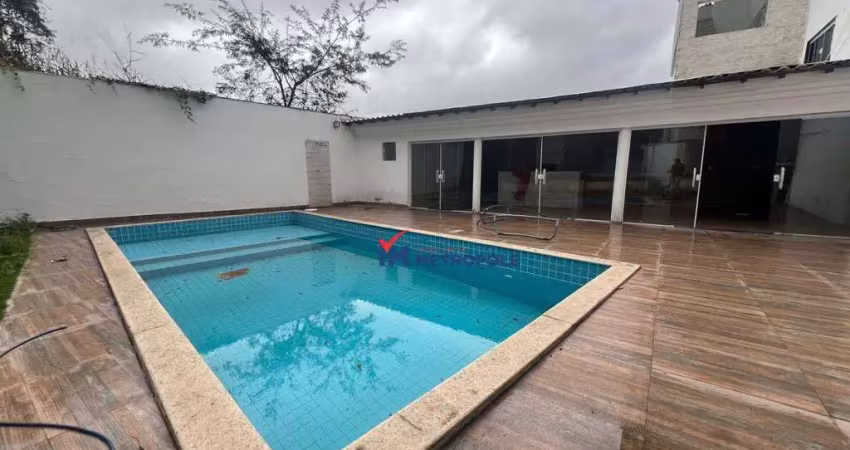 Casa de condomínio para alugar em taquara de 230.00m² com 3 quartos, 3 suites e 4 garagens