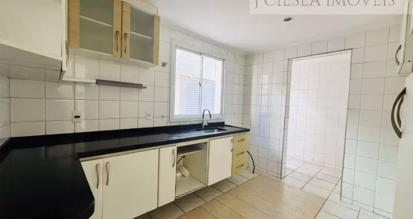 Casa de condomínio para alugar em eloy chaves de 124.00m² com 3 quartos, 1 suite e 3 garagens