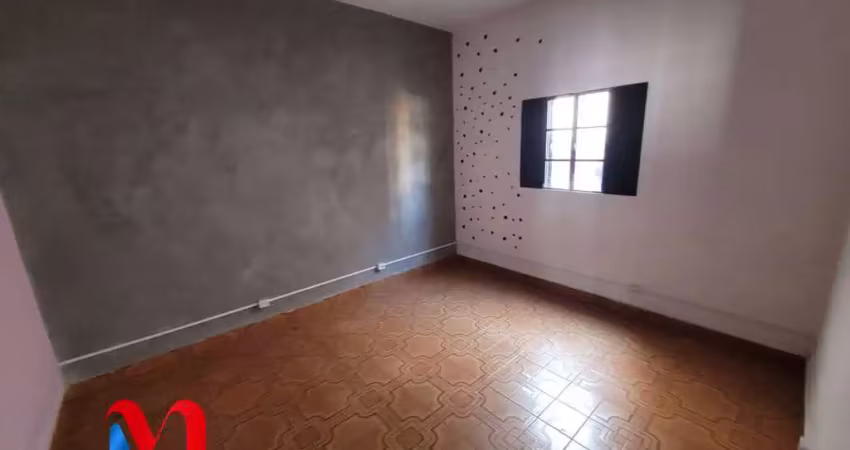 Casa para alugar em cerâmica de 80.00m² com 2 quartos e 2 garagens