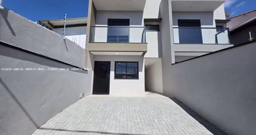 Sobrado para venda em braz cubas de 150.00m² com 3 quartos, 1 suite e 2 garagens