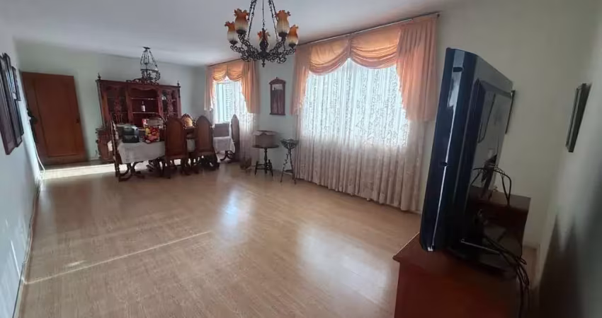 Apartamento para venda em centro de 156.00m² com 3 quartos, 1 suite e 1 garagem
