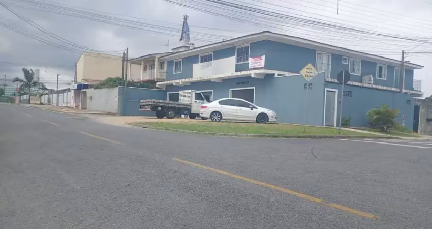 Apartamento para alugar em iguaçu de 200.00m² com 1 quarto